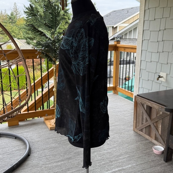 Nile | Midnight Long Sleeve Top - Picture 4 of 8